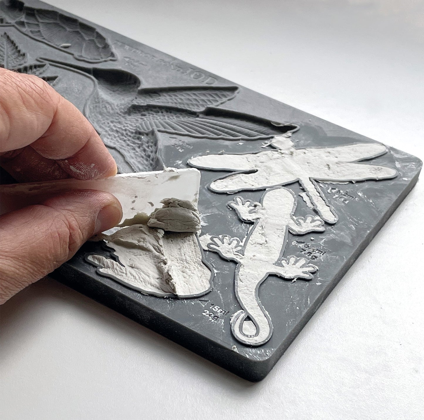 Iron Orchid Designs - Dewdrop Pond Decor Mould - Rustic River Home