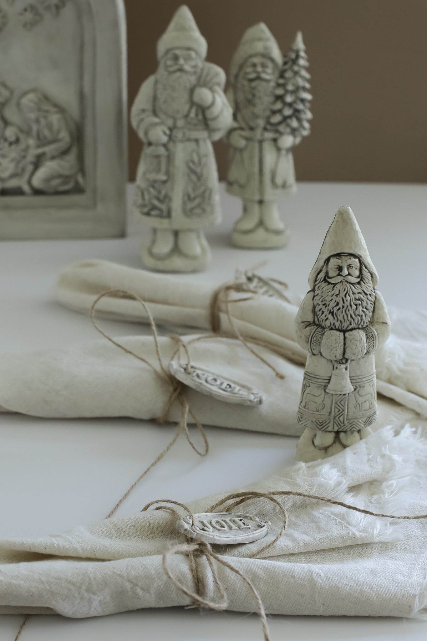 Iron Orchid Designs - Belsnickel Decor Mould
