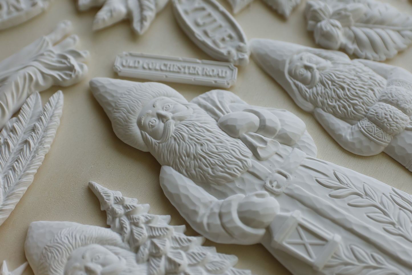 Iron Orchid Designs - Belsnickel Decor Mould