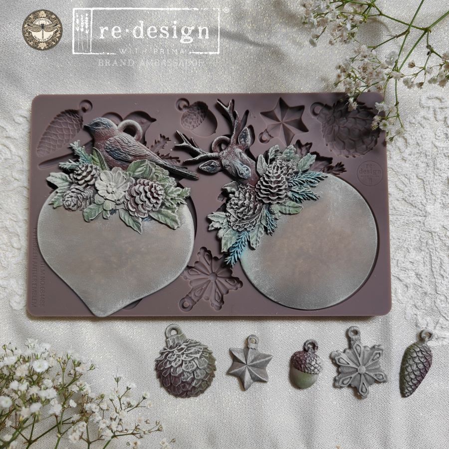Redesign with Prima - Decor Moulds® - Evergreen Antler Emblem
