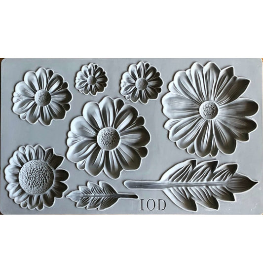 Iron Orchid Designs - He Loves Me Decor Mould - Rustic River Home