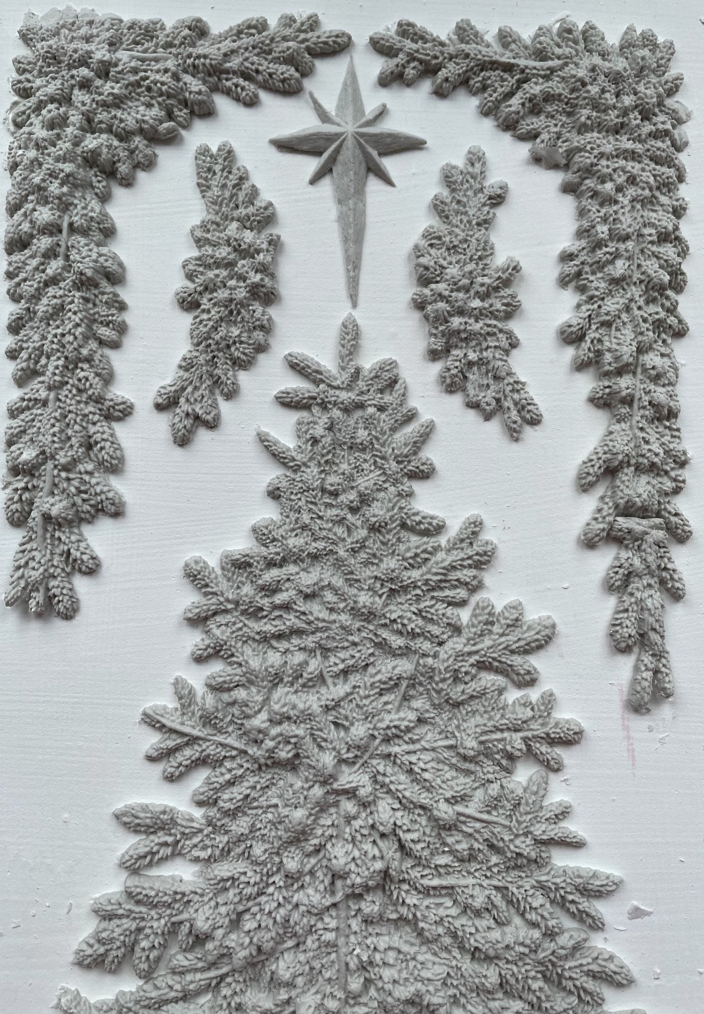 Iron Orchid Designs - O Christmas Tree Decor Mould - Rustic River Home